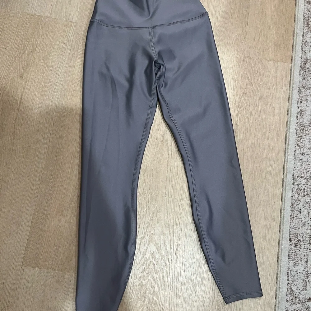 Alo 7/8 High-Waist Airlift Legging - Picture 2 of 4